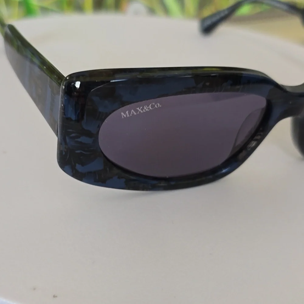 Max & Co Blue Tortoise Rectangular Sunglasses Designer Eyewear